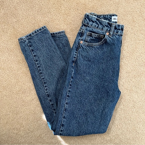 Zara Mom Jeans - Picture 4 of 5